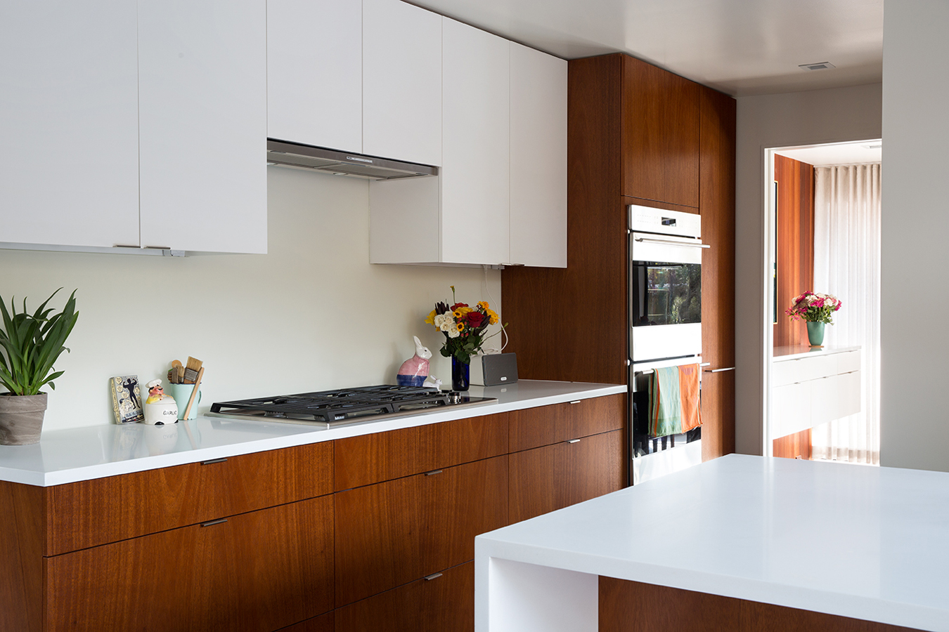 Eichler Kitchen Remodel: Fireclay Tiled Backsplash — Mid Century Modern  Interior Designer - Destination Eichler - San Francisco Bay Area Interior  Designer